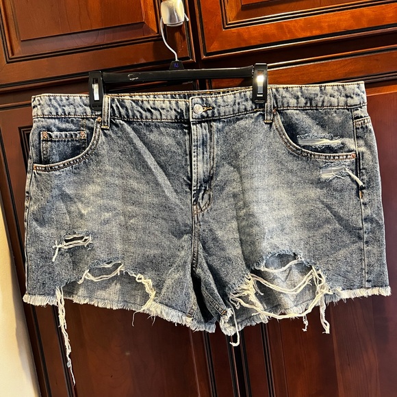 wild fable Pants - Wild Fable Blue Denim Cut-Off Zip Fly Distressed Jean Shorts Woman’s Plus - 22W
